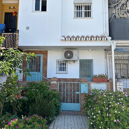 Apartamentos Masbambu Малага Экстерьер фото