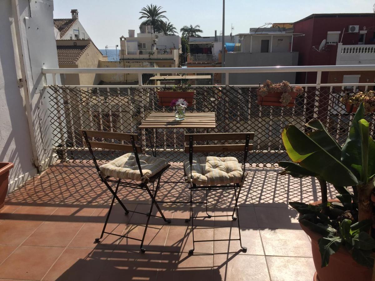 Apartamentos Masbambu Малага Экстерьер фото